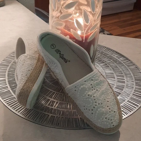 Eyelet Flats sz.7 - Picture 4 of 4